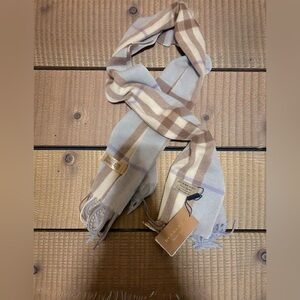 Burberry  cashmere Scarf NWT